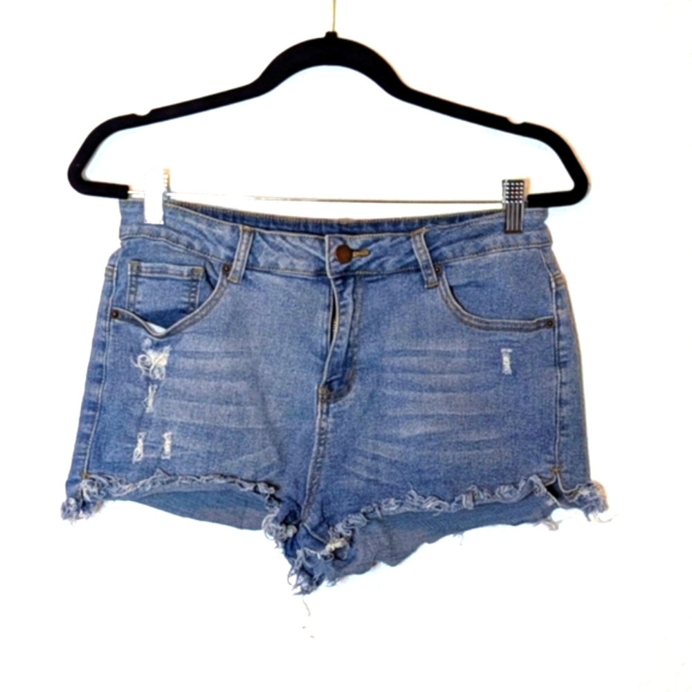 Jeans Light Wash Distressed Jean Shorts with Raw Hem for Casual Wear